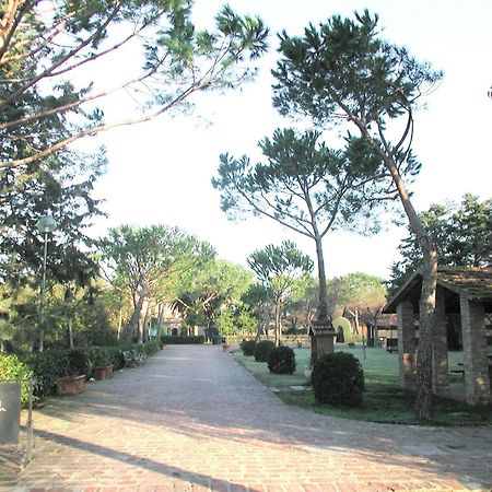Апарт отель Borgo San Antonio & Borgo San Giuseppe By La Principina Принчипина-Терра Экстерьер фото