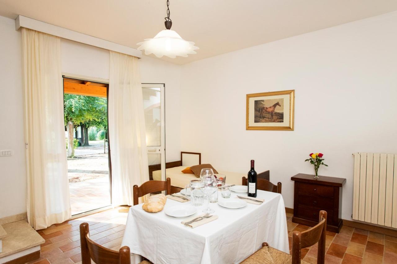 Апарт отель Borgo San Antonio & Borgo San Giuseppe By La Principina Принчипина-Терра Экстерьер фото