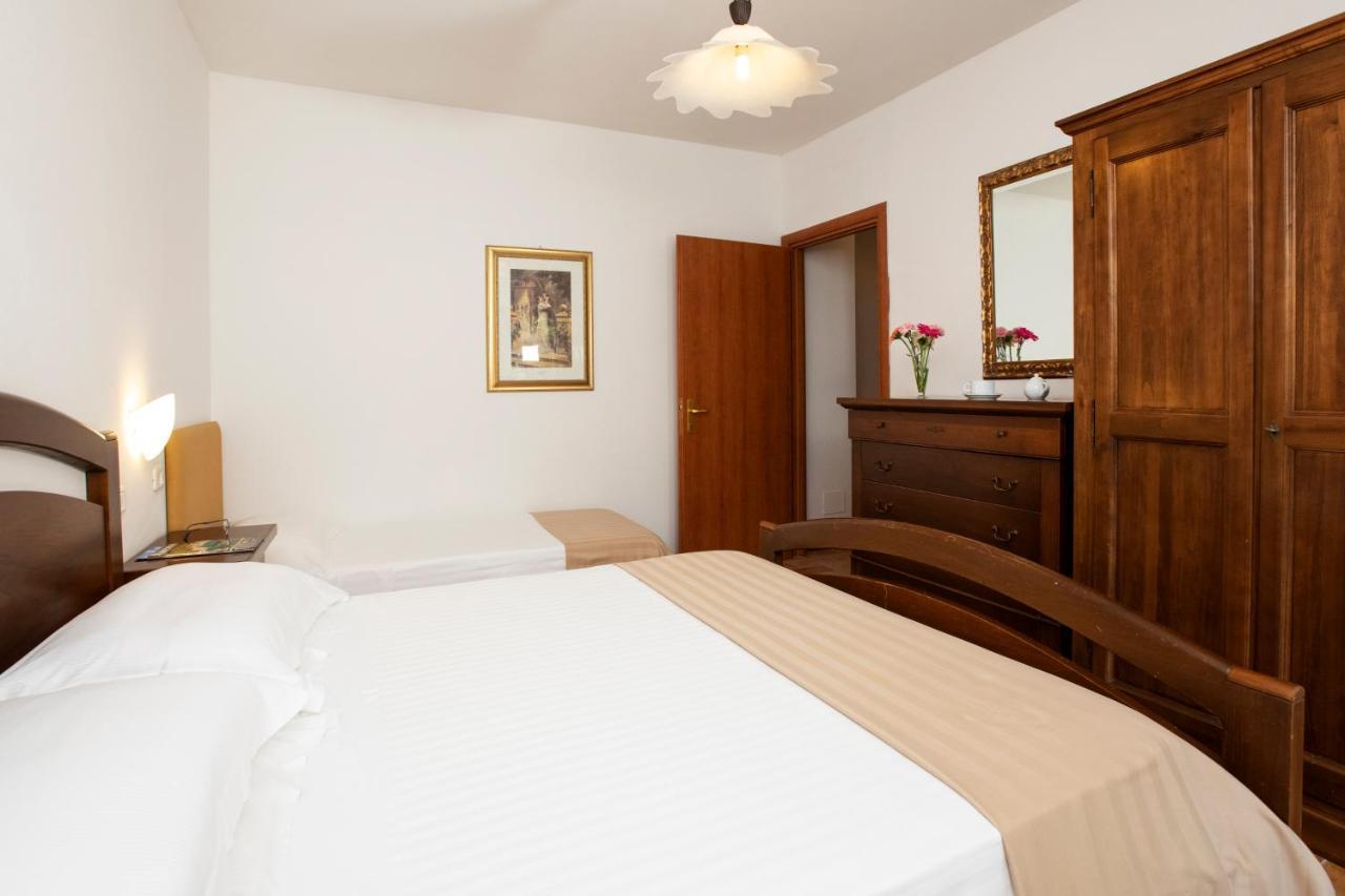Апарт отель Borgo San Antonio & Borgo San Giuseppe By La Principina Принчипина-Терра Экстерьер фото